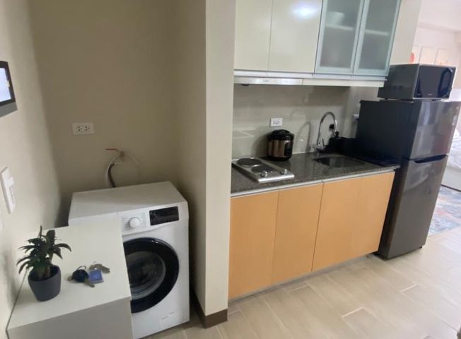 Fully Furnished Studio Unit with Balcony and Parking Space at The Ellis Makati05
