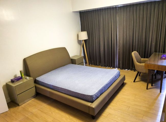 ONE BEDROOM CORNER UNIT FOR RENT IN ONE SHANGRI-LA PLACE04