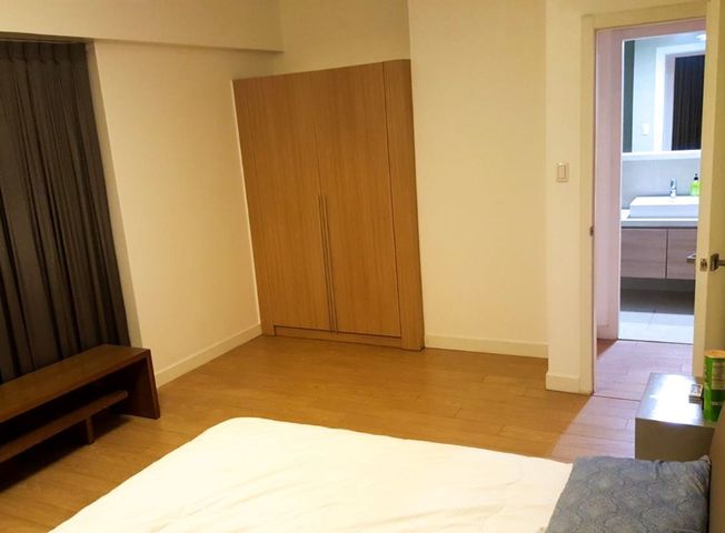 ONE BEDROOM CORNER UNIT FOR RENT IN ONE SHANGRI-LA PLACE06