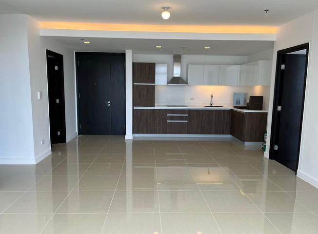"Exclusive Offering: Limited Inventory 2 Bedroom for Sale in East Gallery Place, BGC!"06