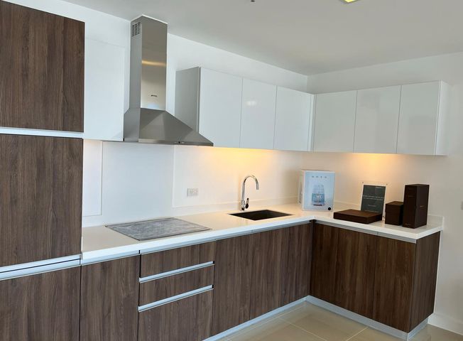 "Exclusive Offering: Limited Inventory 2 Bedroom for Sale in East Gallery Place, BGC!"07