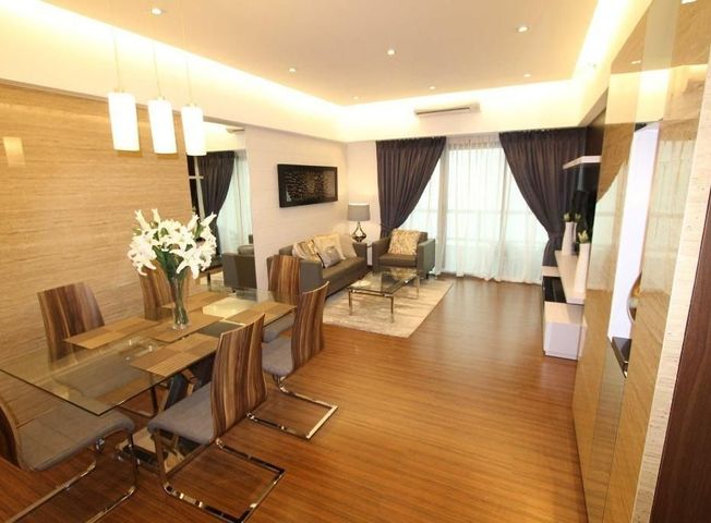 "For Rent: 2BR Luxury Unit in Shang Salcedo, Makati City, P130k/mo"03