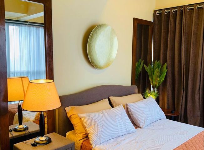 "Live in Luxury: 2-Bedroom Uptown Ritz for Rent with Designer Interiors - Available March 20,2023! ✨🏢"03