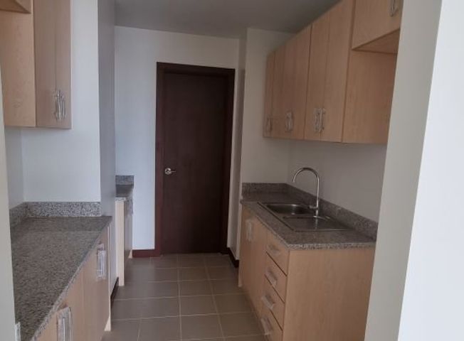 "Rent to Own 3 BR 88 sqm with Balcony beside Red Residences, Makati City"07