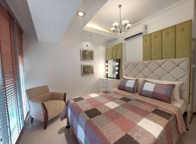 Two Bedroom Unit - Fully Furnished06