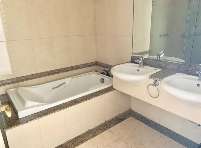 For Sale: The Shang Grand Tower 2-BEDROOM Elegant Condo in Perea st Makati CBD near Greenbelt08