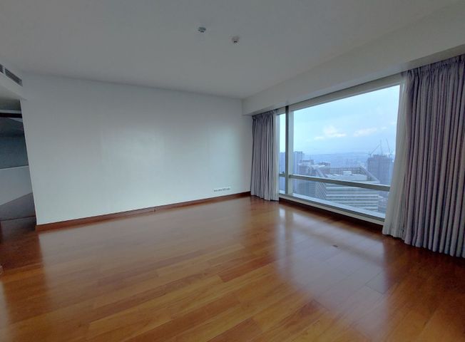 3 Bedroom for Rent in Horizon Homes at Shangri-La at The Fort06