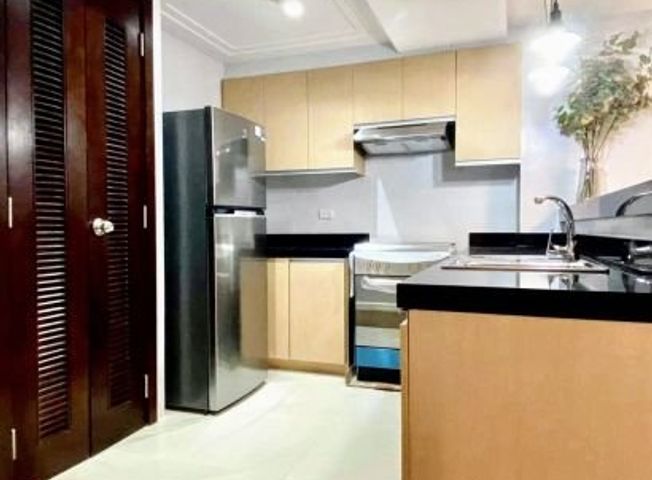 "FOR LEASE! Interior-Designed 2BR in Escala Salcedo, Makati for 100,000 per month"03