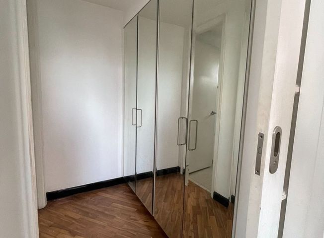 Spacious 2 Bedroom Condo for Lease at Joya Rockwell Makati08
