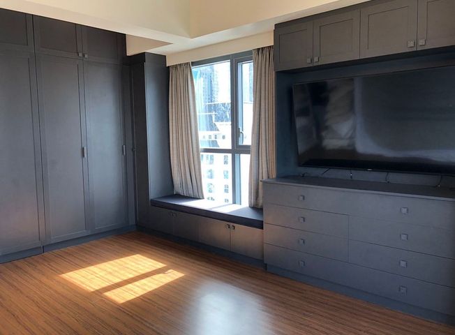 Shang Salcedo Place | Three Bedroom 3BR Condo For Sale - #403710