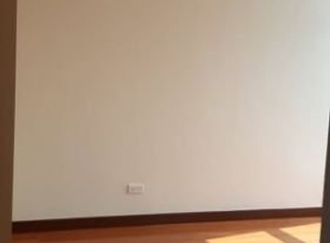 Lease to Own 3 BR with Balcony and Parking in Paseo De Roces Makati near to Ayala Avenue06