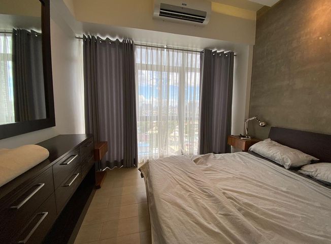 2BR Unit For Rent in Salcedo Skysuites05