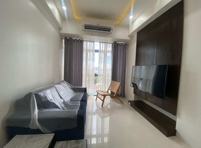 2BR Unit For Rent in Salcedo Skysuites08