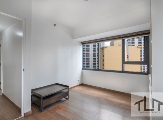 Fully Furnished 2 Bedroom Condo for Rent in The Rise Makati City09