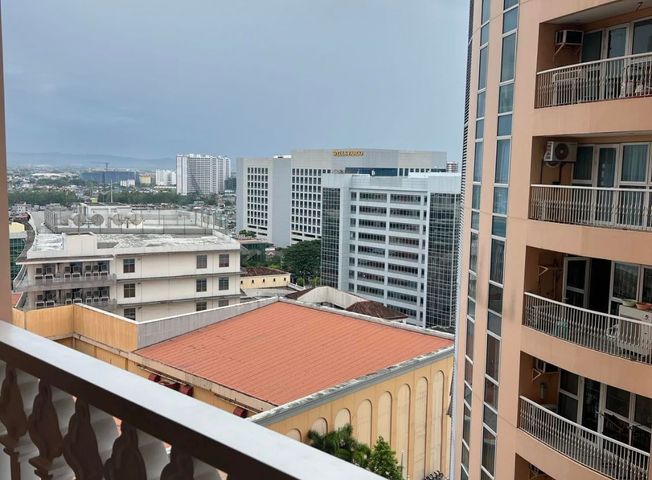"DME - FOR LEASE: 1 Bedroom Unit in The Venice Luxury Residences, Taguig"03