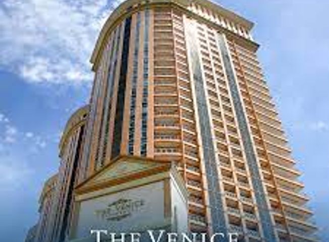 For Rent 1BR Fully Furnished Condo Unit in The Venice Luxury Residences02
