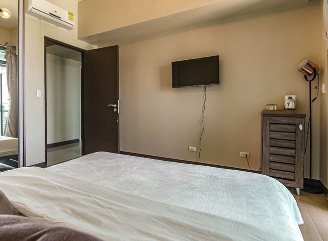 FOR RENT Fully Furnished 3BR unit in 8 Forbestown Road03