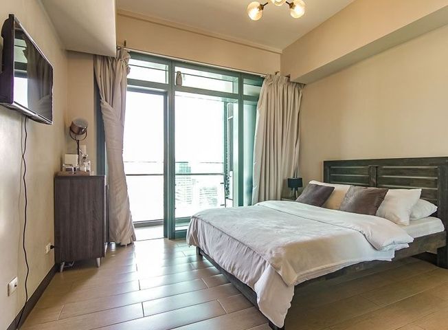 FOR RENT Fully Furnished 3BR unit in 8 Forbestown Road04
