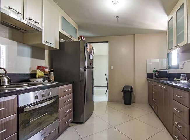 FOR RENT Fully Furnished 3BR unit in 8 Forbestown Road05