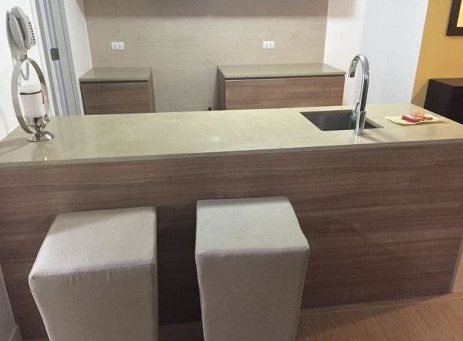 "FOR RENT Fully Furnished 1BR unit in One Shangri-La Place, Mandaluyong"05