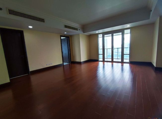 Four Bedroom condo unit for Rent in Discovery Primea at Makati City04