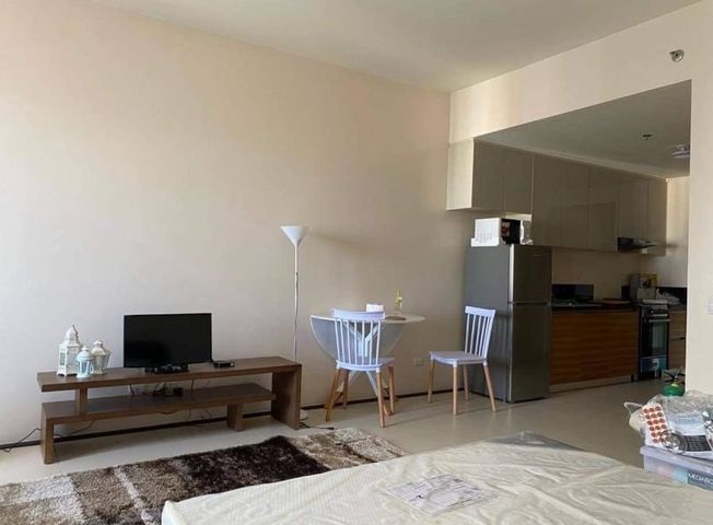 FOR RENT Fully Furnished Studio unit in The Viridian at Greenhills03
