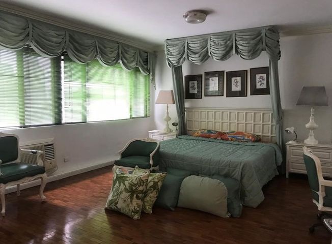 Classic Unit for Lease07