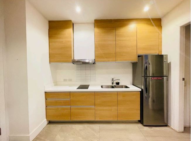 Modern 3 bedroom Unit in Essensa BGC05