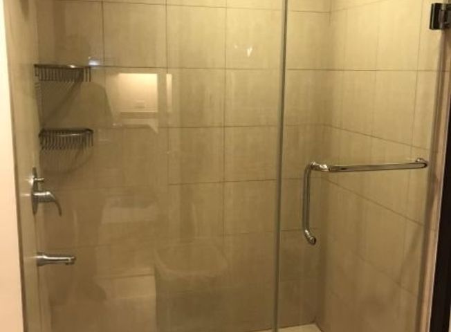 "Fully-furnished 1BR in Joya, Rockwell for Rent"05