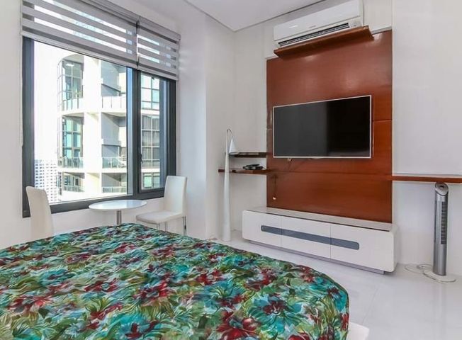 "Stunning 3 Bedroom Penthouse with Terrace in Arya, BGC"07