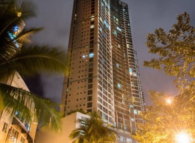 1 Bedroom Fully Furnished Unit for Rent at 8 Forbes Town BGC06