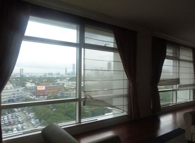 Affordable 3-Bedroom for Rent in One Roxas Triangle06