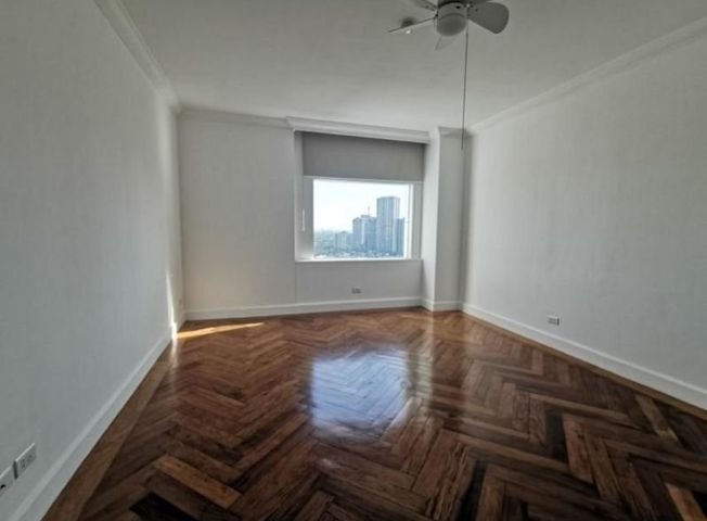 3-Bedroom with Magnificent Views for Rent in One Roxas Triangle03