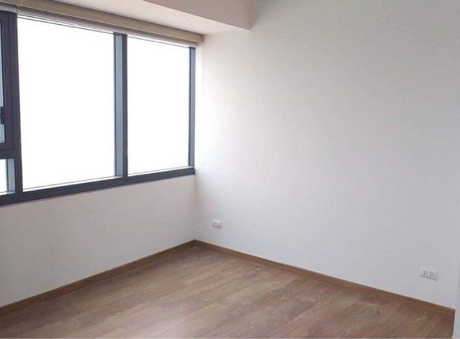 2BR Condo Unit For Lease at The RISE Makati03