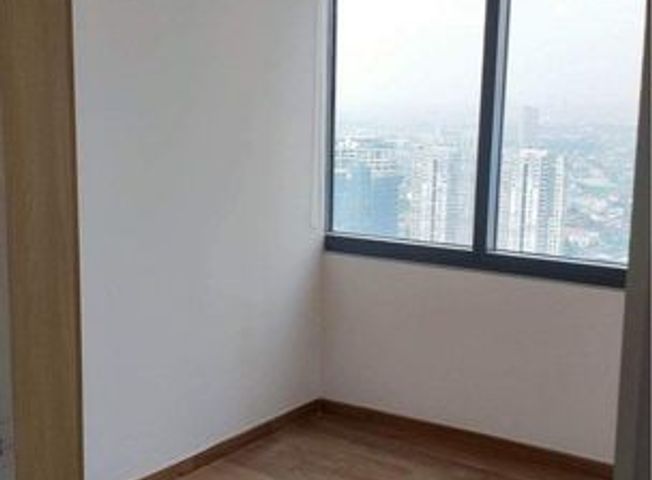 2BR Condo Unit For Lease at The RISE Makati09