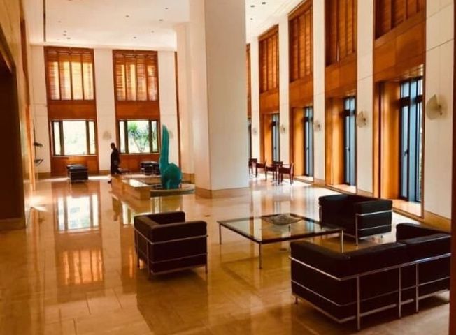 3br unit at Essensa BGC (290SQM)06