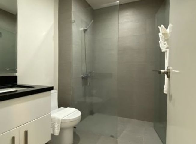 1br Unit in Arya Residences (64 sqm.)08