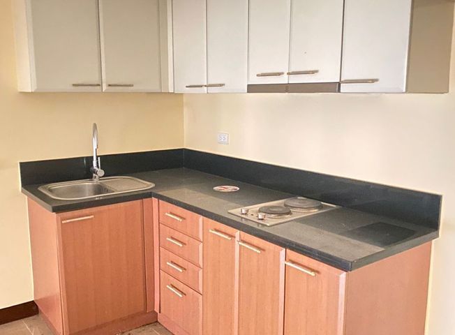 STUDIO UNIT FOR RENT IN THE VENICE LUXURY RESIDENCES TAGUIG03