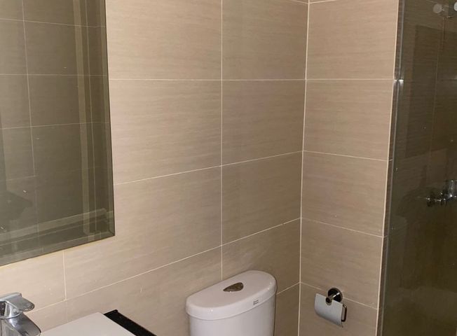 STUDIO UNIT FOR RENT IN THE VENICE LUXURY RESIDENCES TAGUIG04