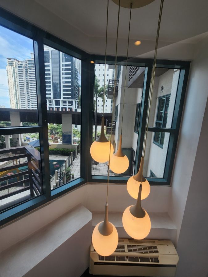 "1 Bedroom Loft unit for Rent in McKinley Park Residences BGC, Taguig City"05