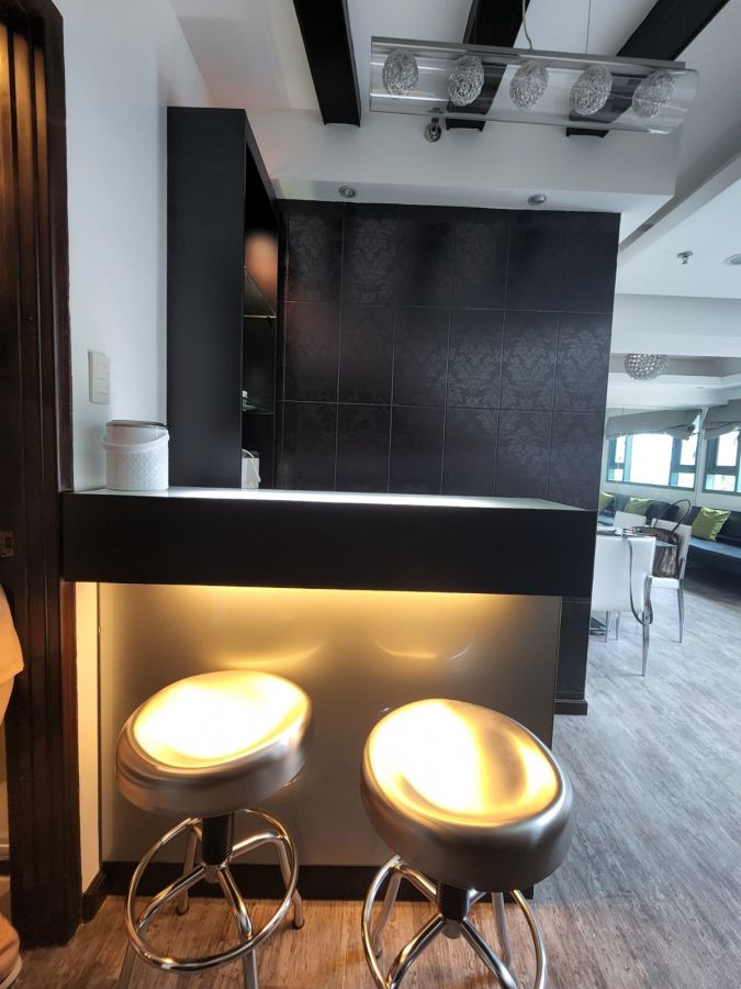 "1 Bedroom Loft unit for Rent in McKinley Park Residences BGC, Taguig City"08