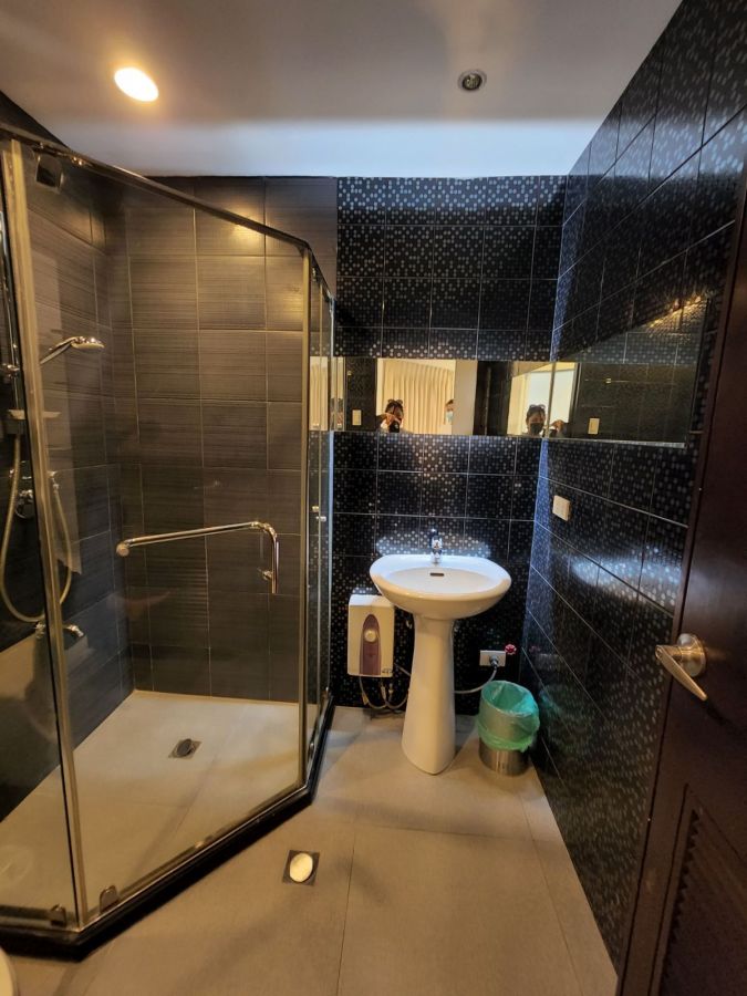 "1 Bedroom Loft unit for Rent in McKinley Park Residences BGC, Taguig City"10