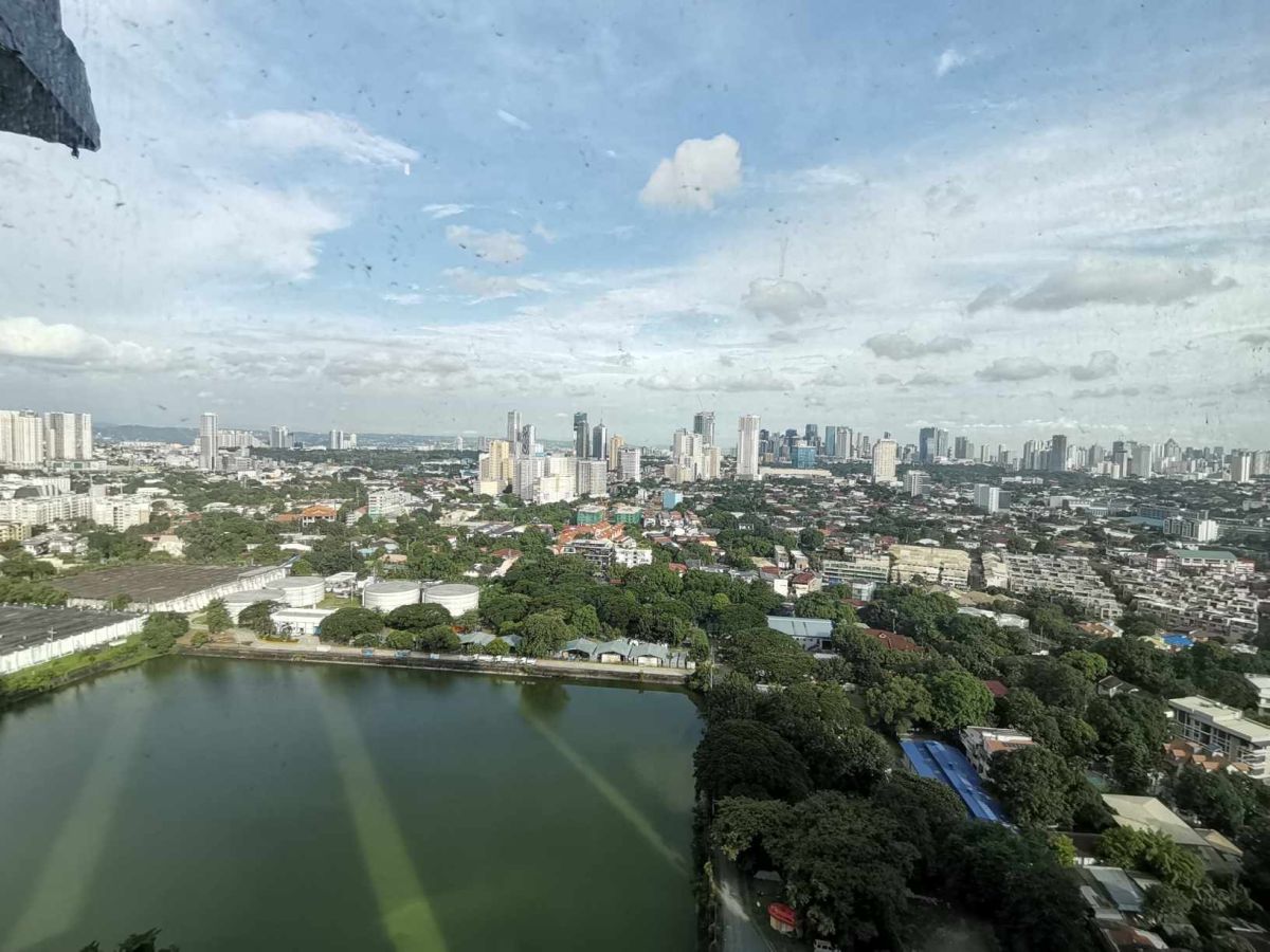 1BR - Bare Unit for Lease at The Magnolia Residences Tower B04