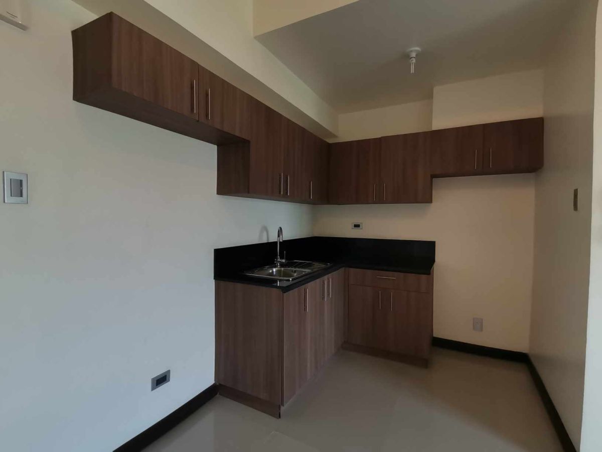 1BR - Bare Unit for Lease at The Magnolia Residences Tower B05