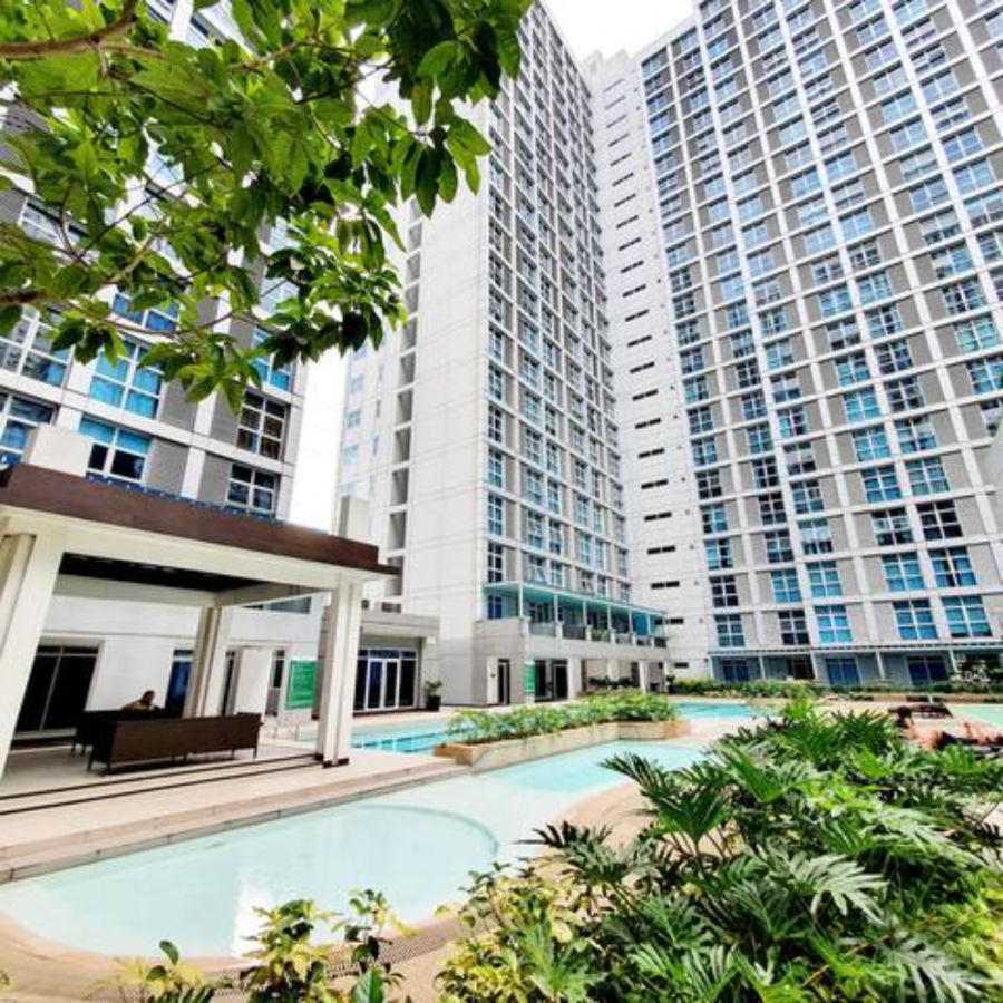Fully Furnished Studio Condominium unit for Rent in The Linear Makati Tower 208