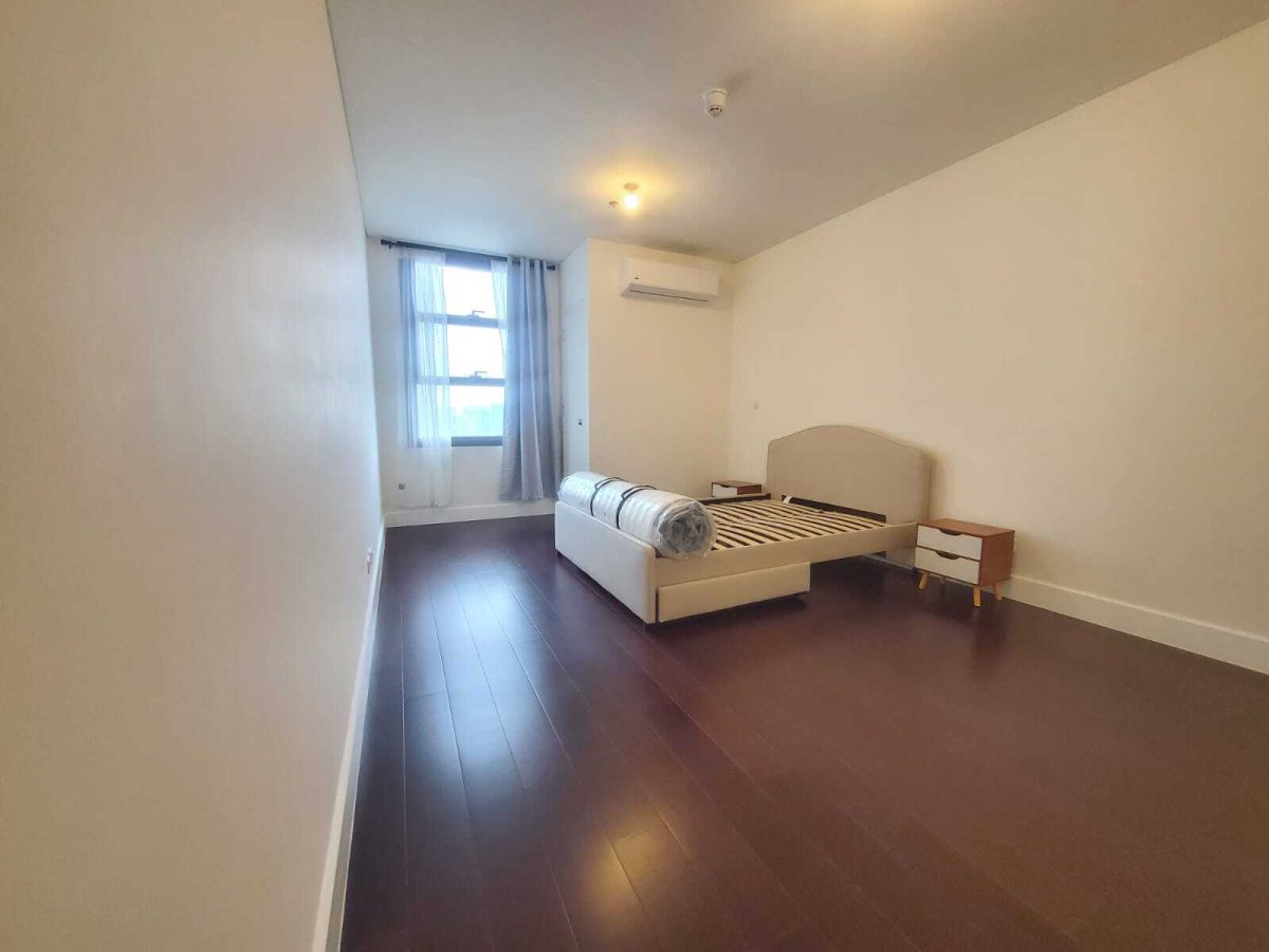 "Garden Towers T2: 2BR For Rent,137 sqm, Furnished, 1 parking, P105,000/month"06