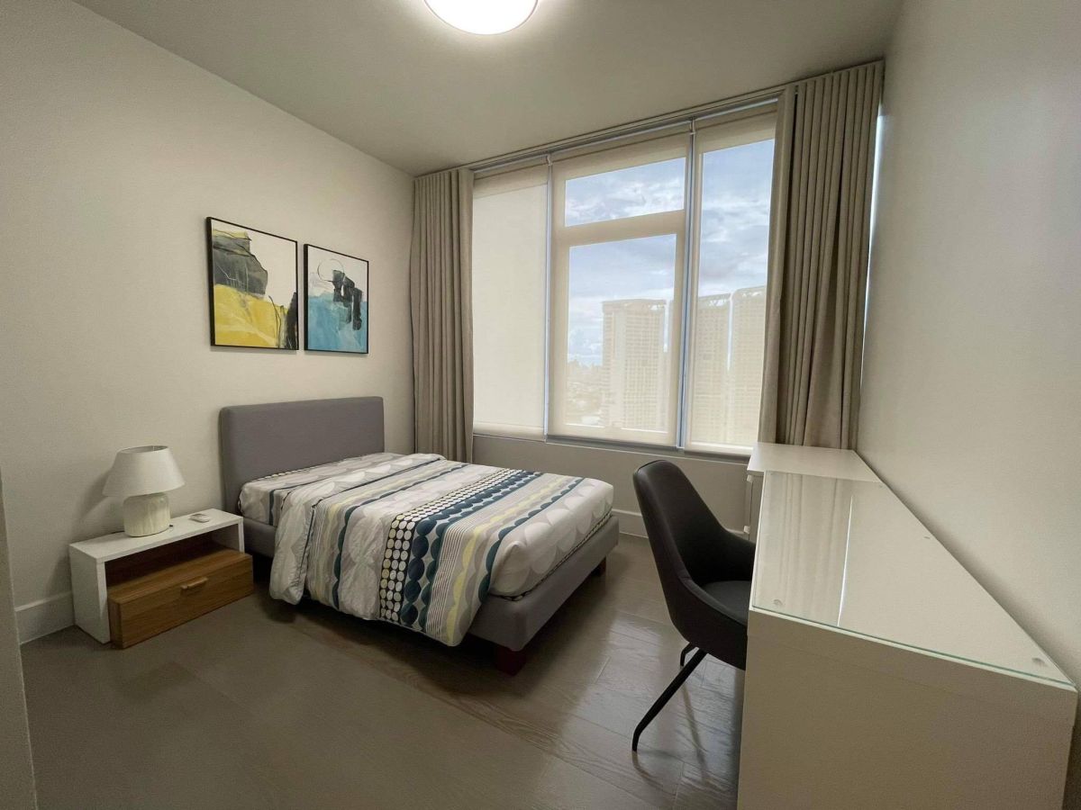 "3 Bedroom Unit with 2 Parking in The Proscenium at Rockwell, Makati"07