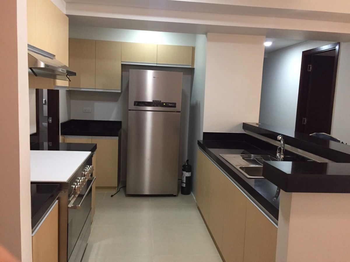 For Lease: 3 bedroom unit in Escala Salcedo Makati02