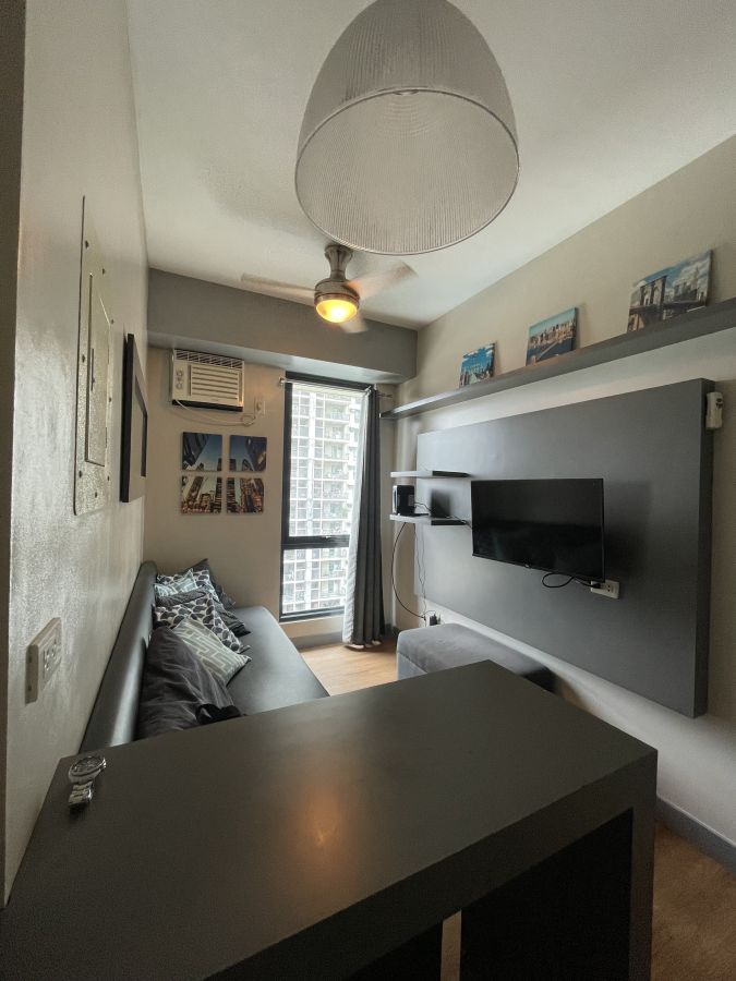 "For Rent Fully Furnished 1BR unit in Flair Towers, Mandaluyong City"04