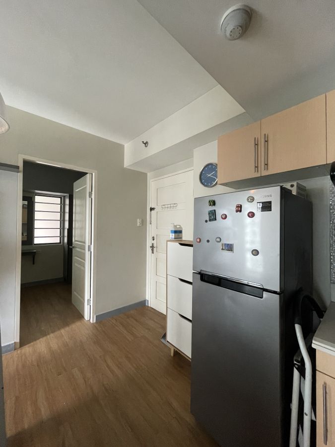 "For Rent Fully Furnished 1BR unit in Flair Towers, Mandaluyong City"05